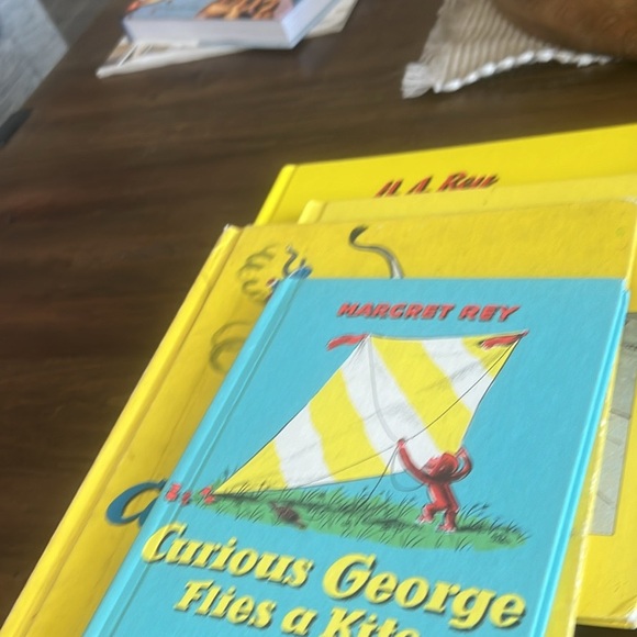 Curious George Book Collection - Picture 4 of 7